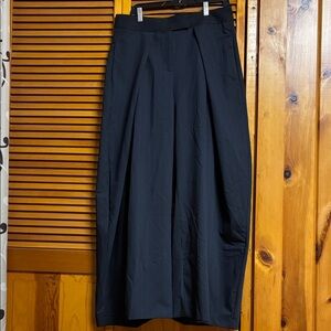 Zara Elegant Black Wide Leg Trousers length 44”waist 18”inseam 15”